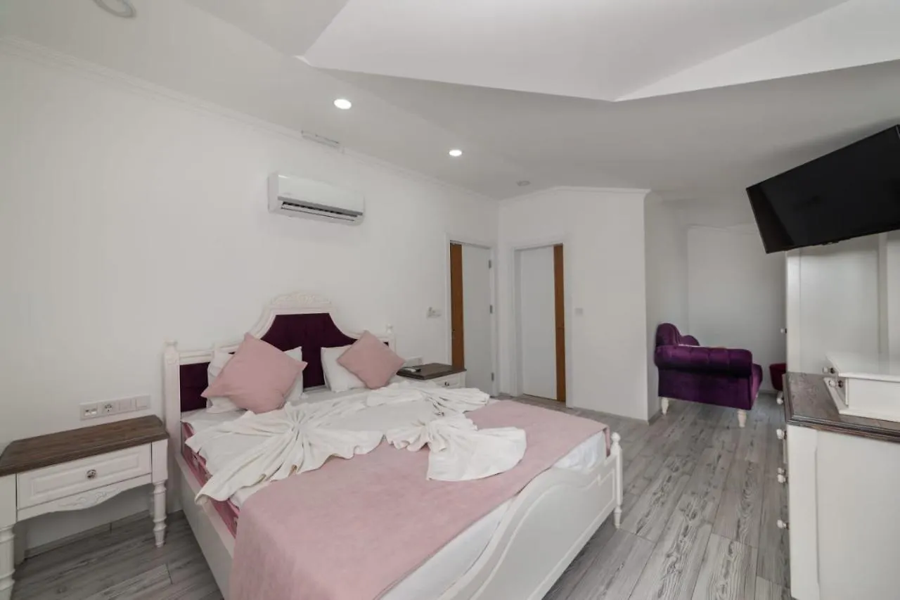 Iksirci Baba Hotel Oludeniz 5*,